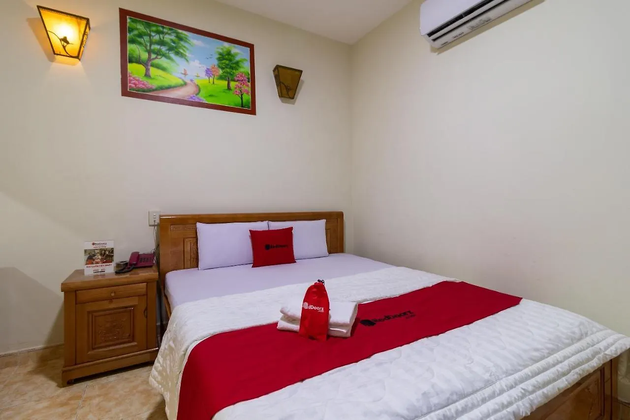 Reddoorz Near Lotte Cinema Cong Hoa Hotel Ho Chi Minh City