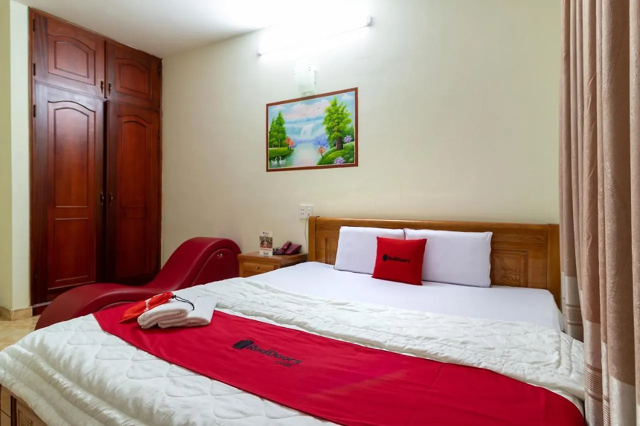 Reddoorz Near Lotte Cinema Cong Hoa Hotel Ho Chi Minh City