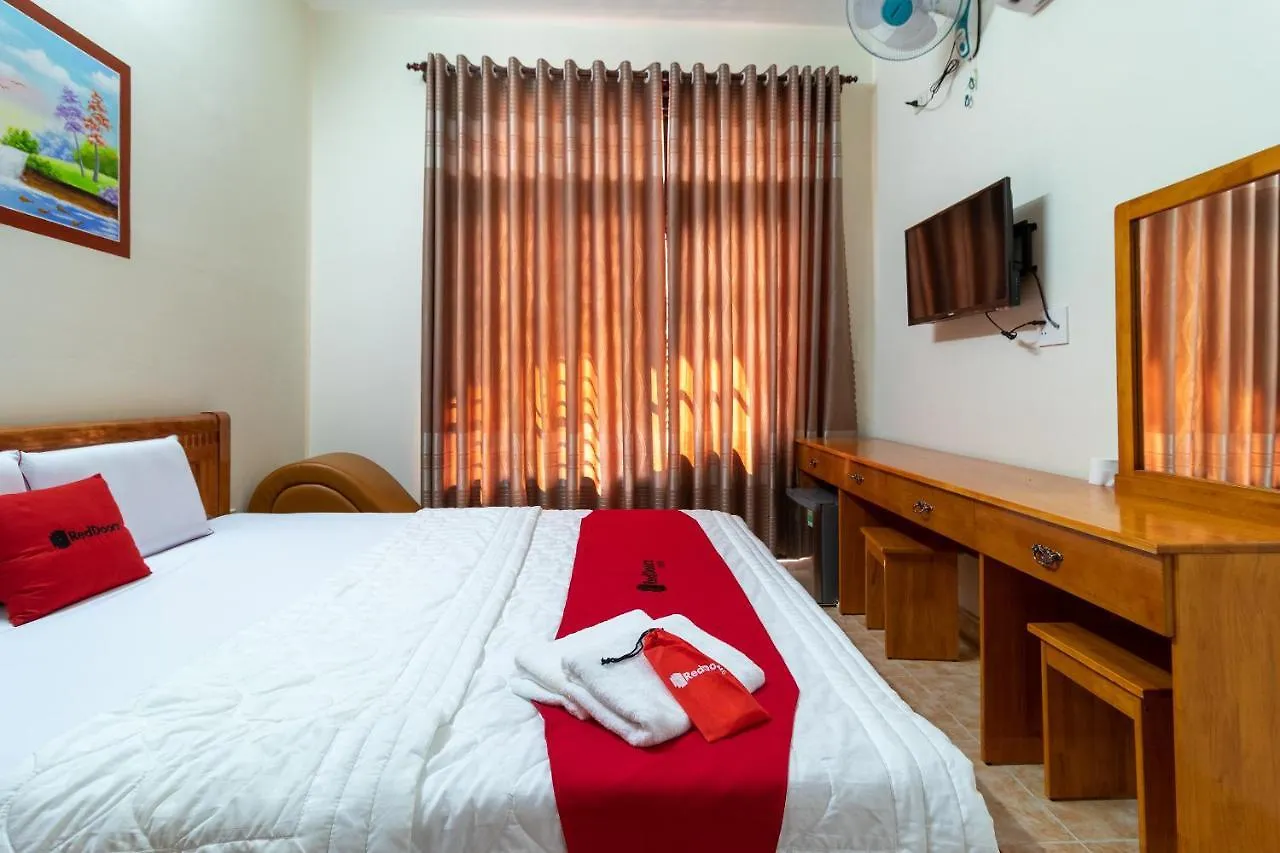 Reddoorz Near Lotte Cinema Cong Hoa Hotel Ho Chi Minh City